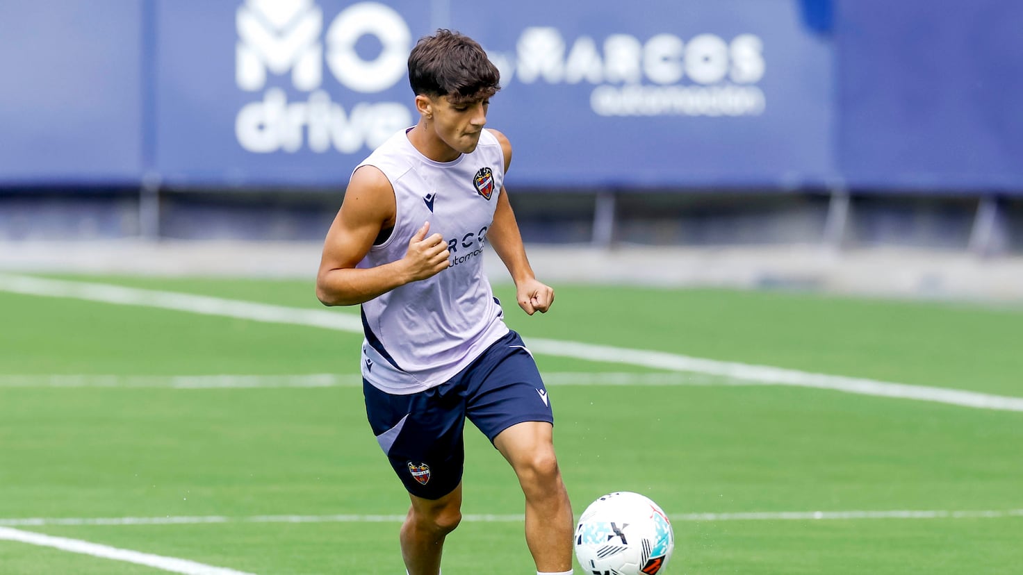 Víctor Fernández: Nuevo Refuerzo para el Valencia