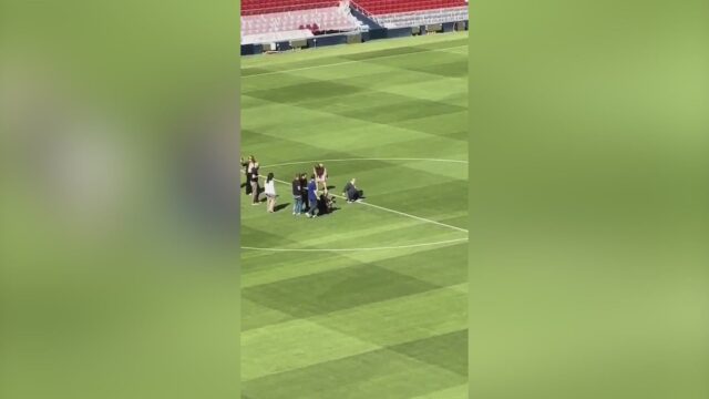 Laporta se hace notar en el Camp Nou con un emotivo mensaje en vídeo