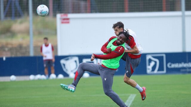 Osasuna acelera en su búsqueda de un nuevo fichaje.