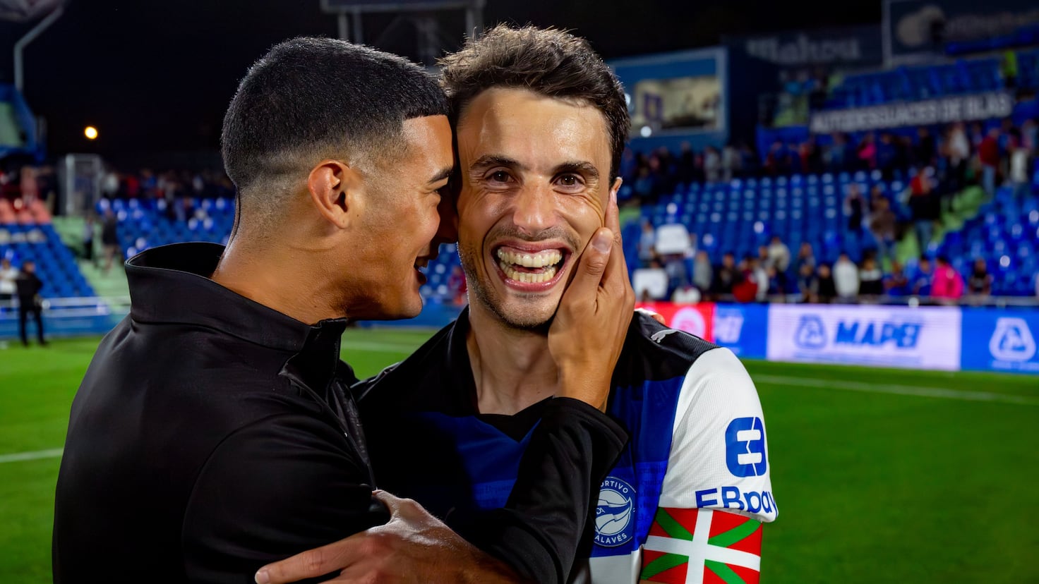 Unidos en la Pasión: El Compromiso de Nuestro Amplio Equipo