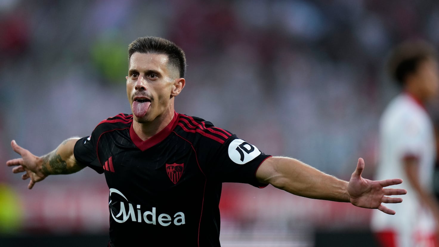 El Sevilla arrolla al Girona con una feroz actuación".