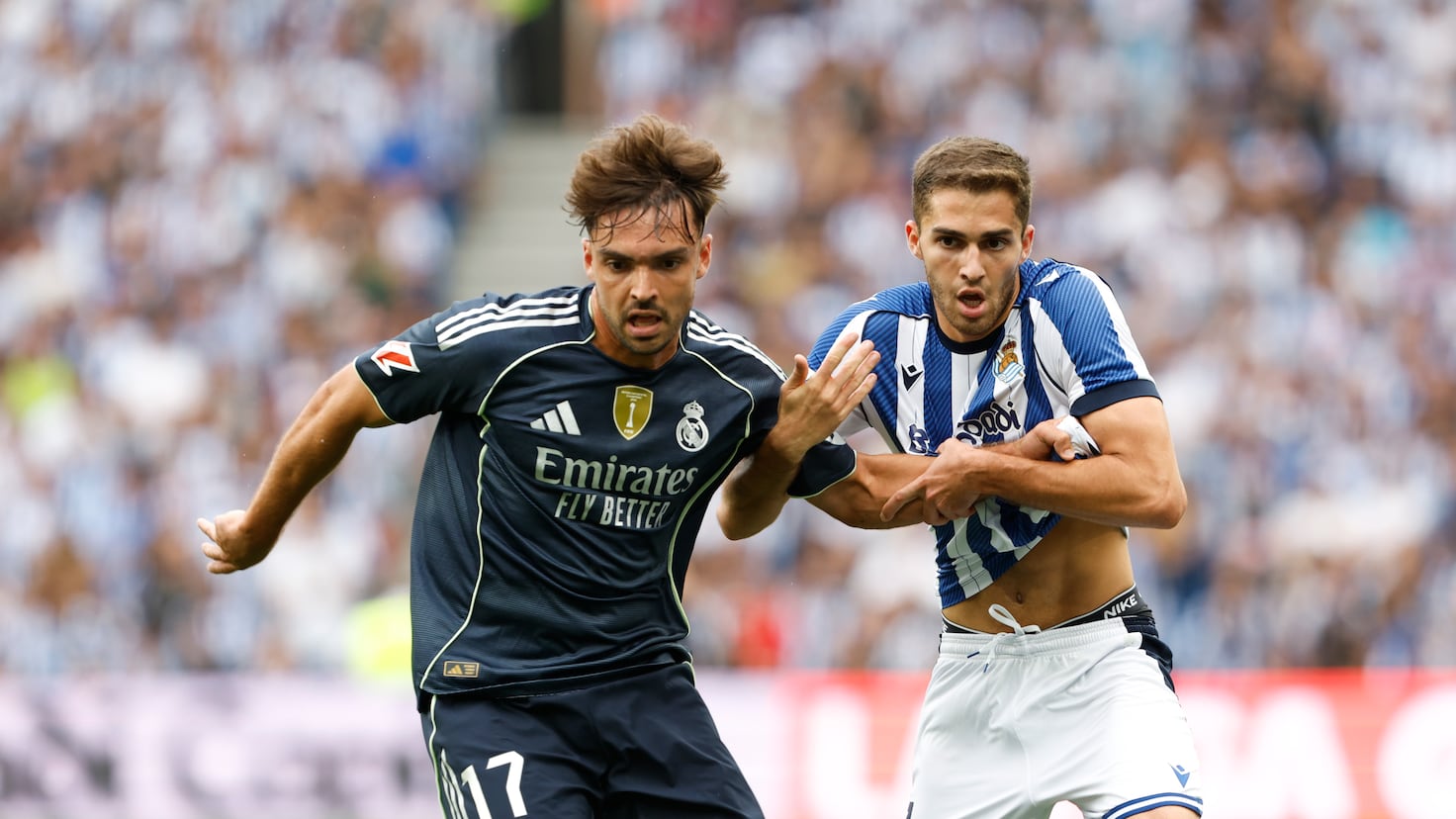 LaLiga condena los cánticos inapropiados dirigidos a Asensio en Anoeta.