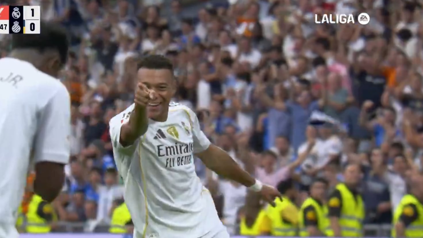 Mbappé: Un Golazo de Magia y Pasión