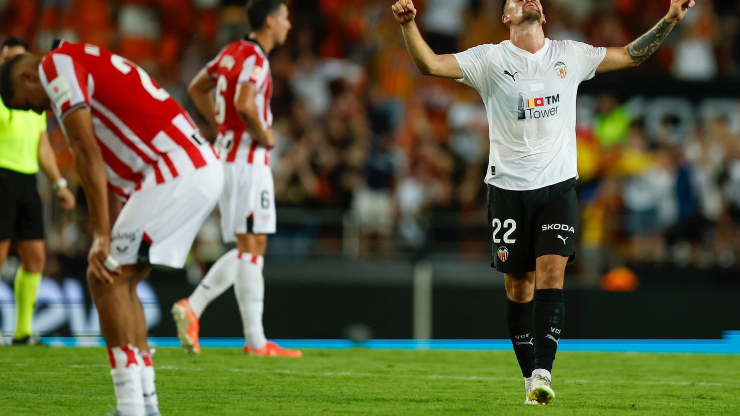 Chasing Glory: The Journey of Santamaria