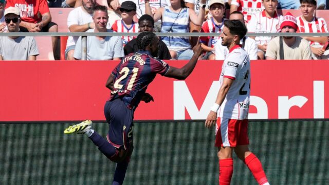Triunfos y Desafíos del Levante: Un Trío Brillante en la Primera División