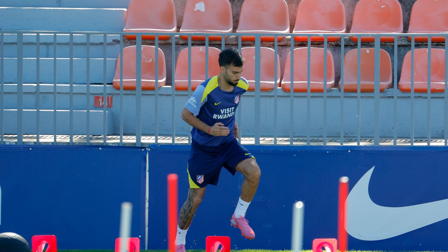 Baena: La sorpresiva elección en la alineación del Atlético contra el Rayo