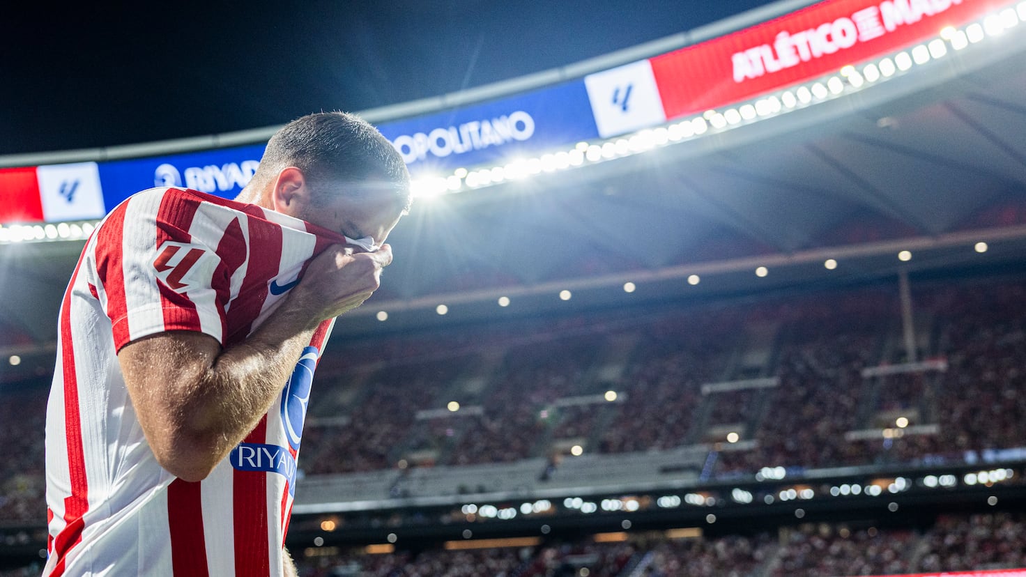 Lesiones en el Plantel: Hancko y Julián, Ausencias en el Juego