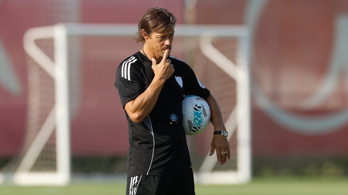 Almeyda abraza el legado bielsista: ¿un estilo arriesgado que casi los lleva al descenso?