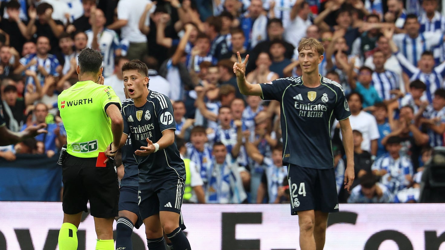 El CTA admite error en la expulsión de Huijsen.