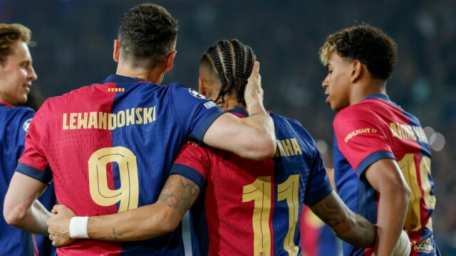 Un Tridente a Medio Camino: A Journey Between Worlds