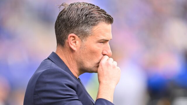 Luis Carrión Toma las Riendas del Real Oviedo Tras la Salida de Paunovic